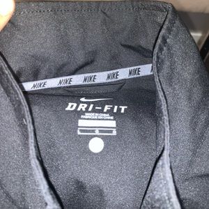 Large Men’s Nike black windbreaker jacket